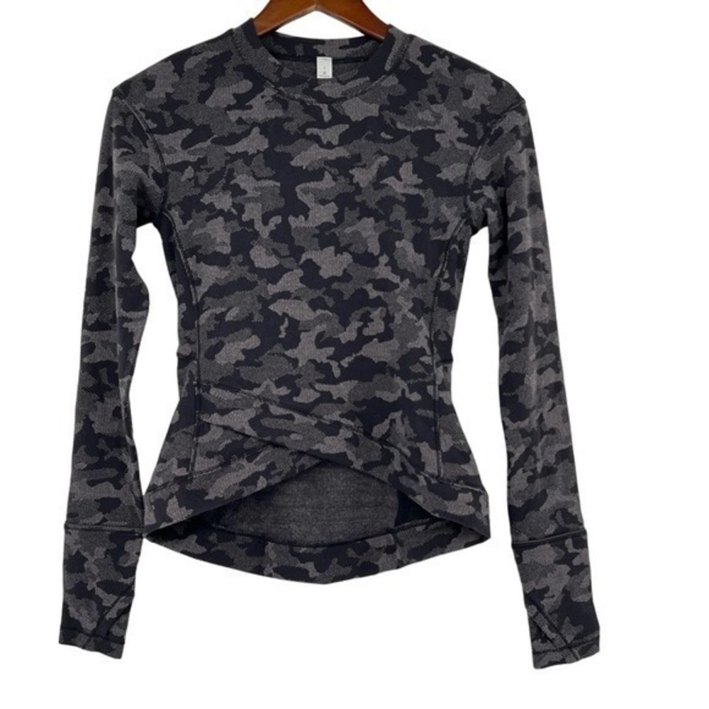 Lululemon Athletica Close To Crossing Rulu Heritage Camo Long Sleeve Top size 4